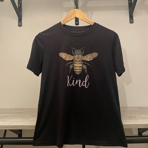 Bee Kind Graphic Tee Size Small